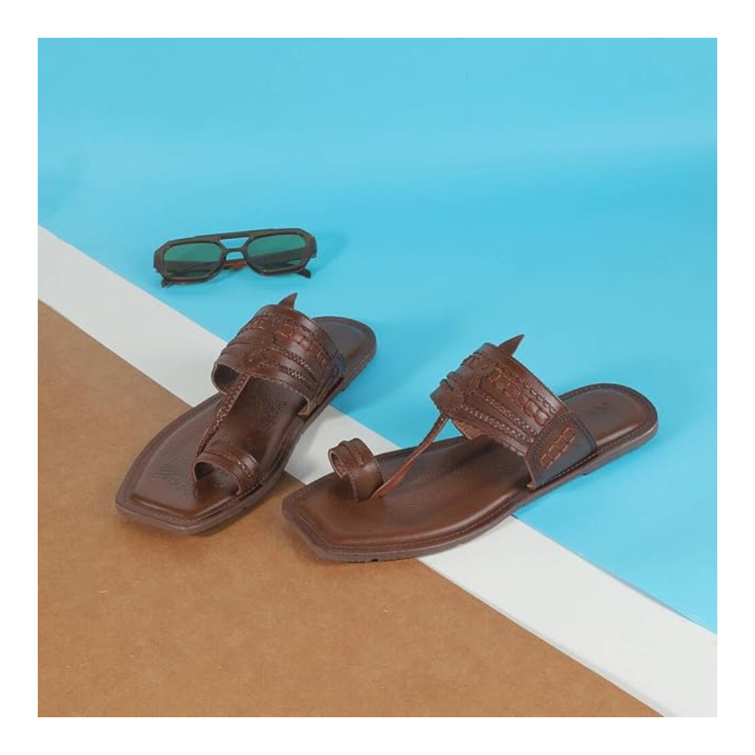 Mochi Men's Traditional Kolapuri Sandals